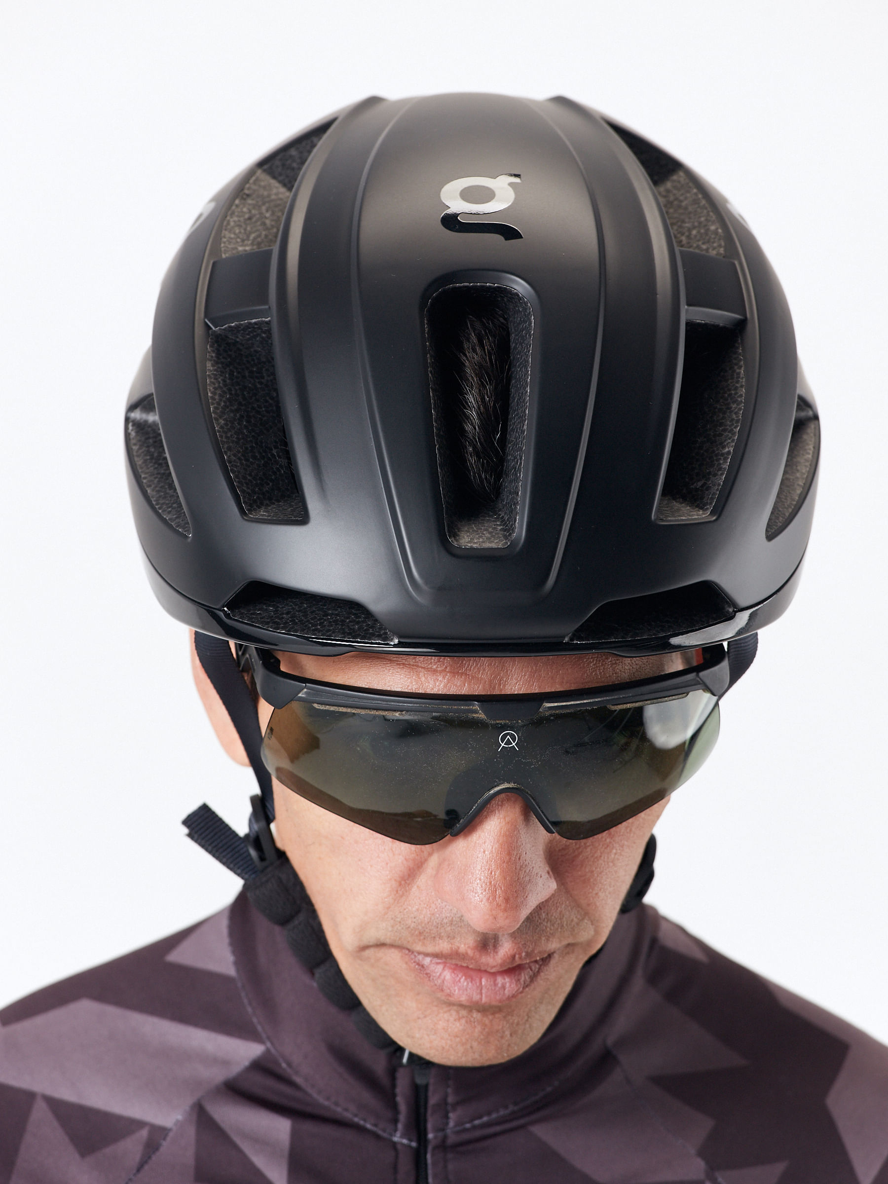 Casco GUD Sprint Solid Negro / Mate