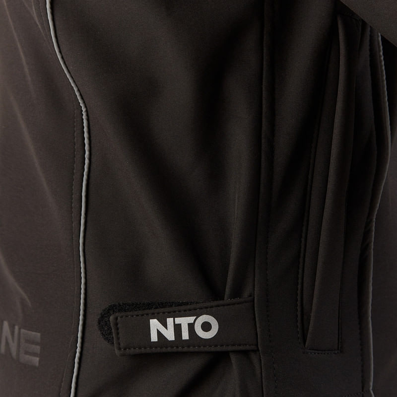 Campera NTO Soft H Corta Brisk Negra