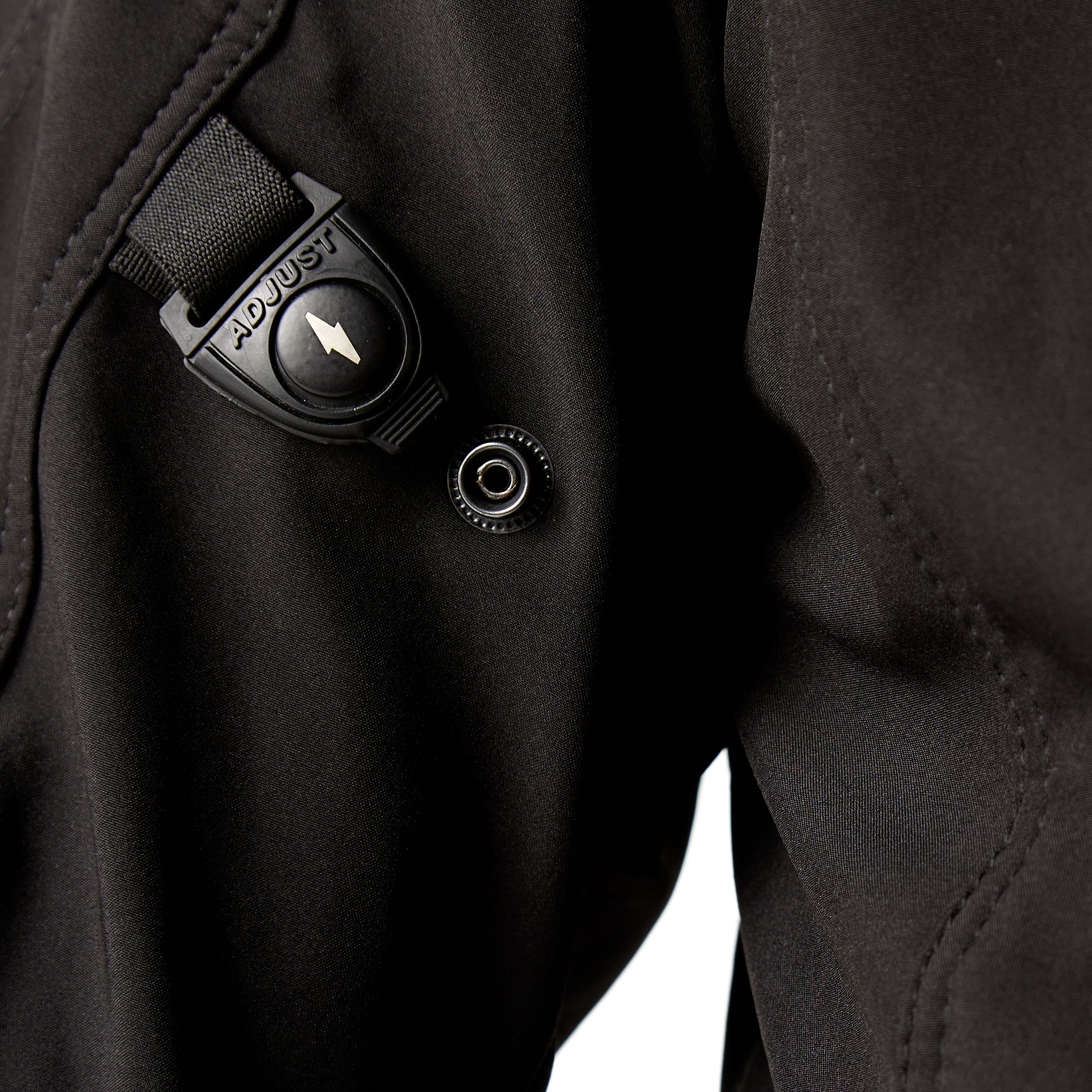 Campera MAC Urban Hombre Negro