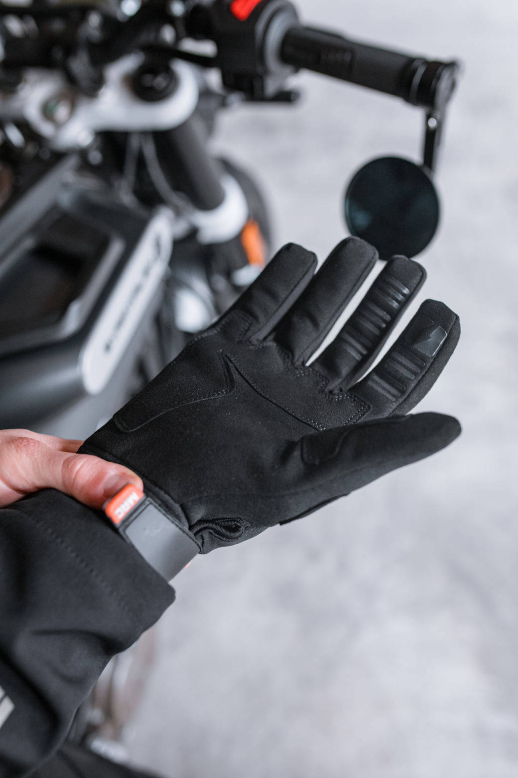 Guantes MAC Atomic Hombre Negro