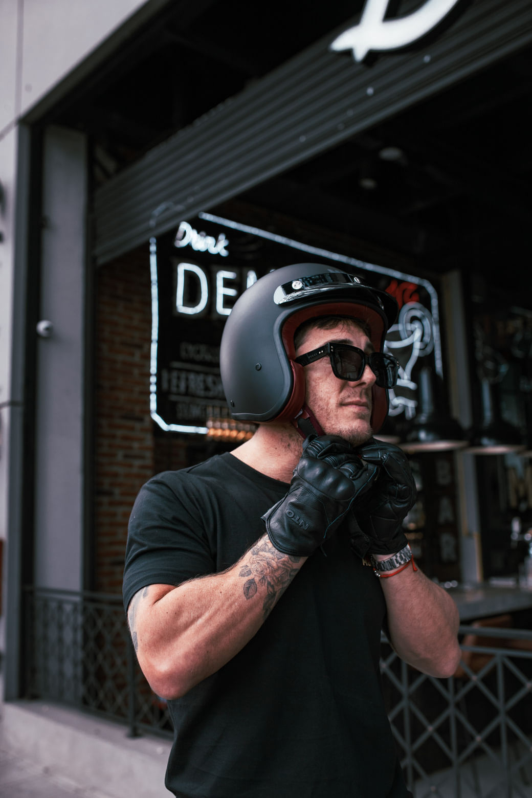 Casco MAC 181 Bowie Solid Negro / Brillo