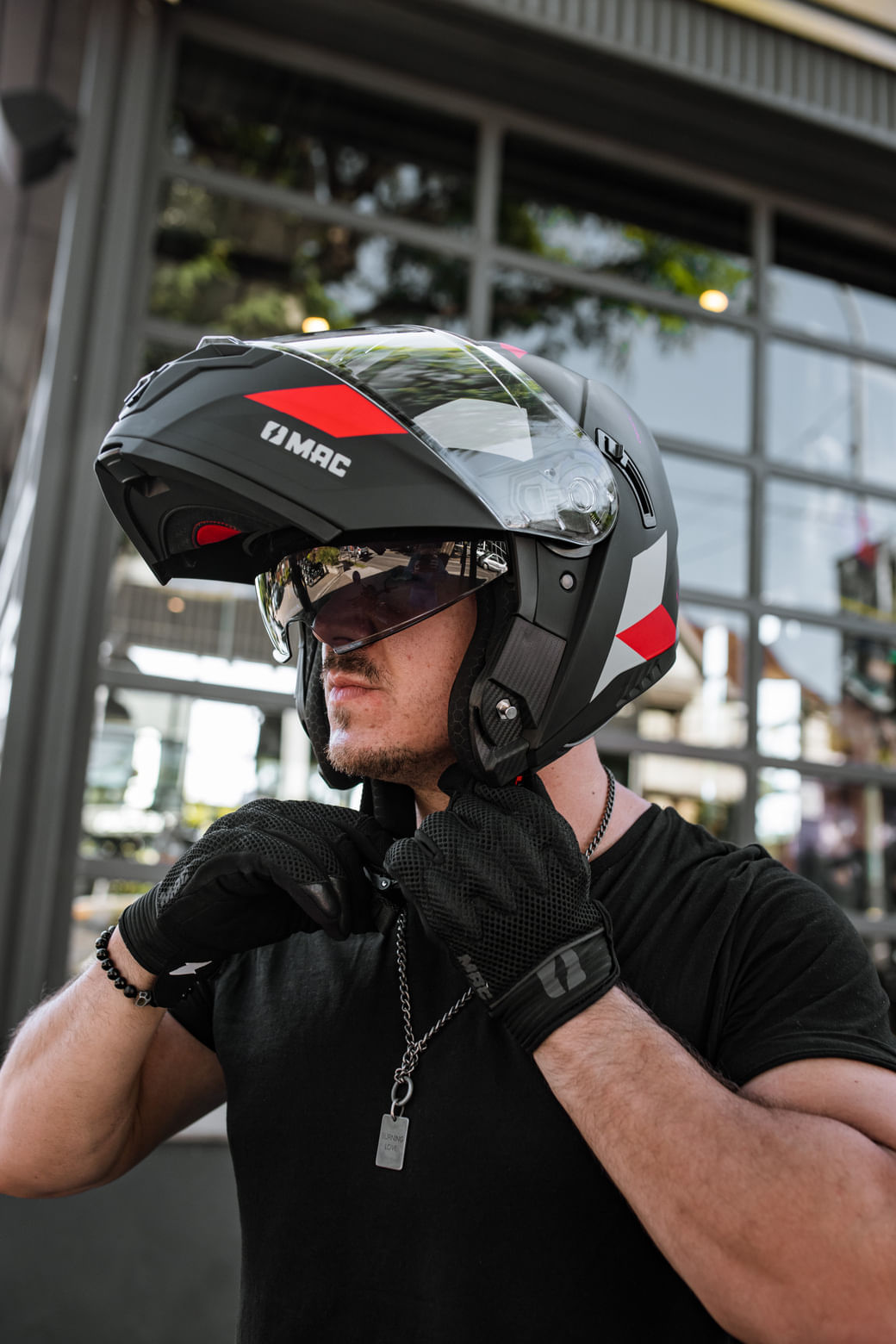 Casco MAC 166 Blaze Gewalt Negro / Rojo / Mate