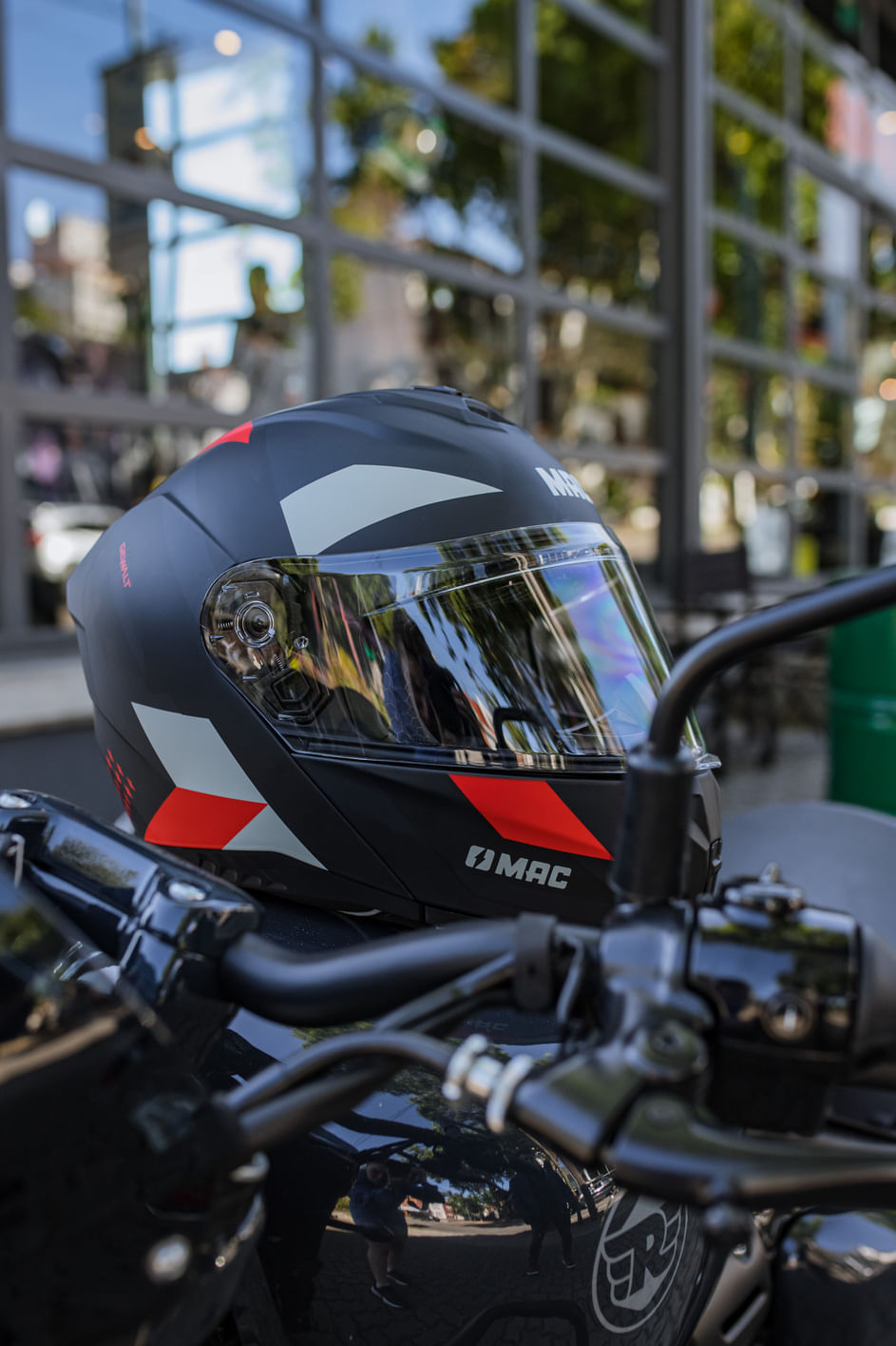 Casco MAC 166 Blaze Gewalt Negro / Rojo / Mate