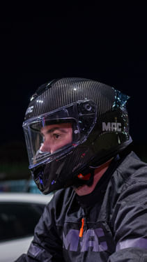 Casco MAC 861 Alpha Carbono Solid Negro / Brillo