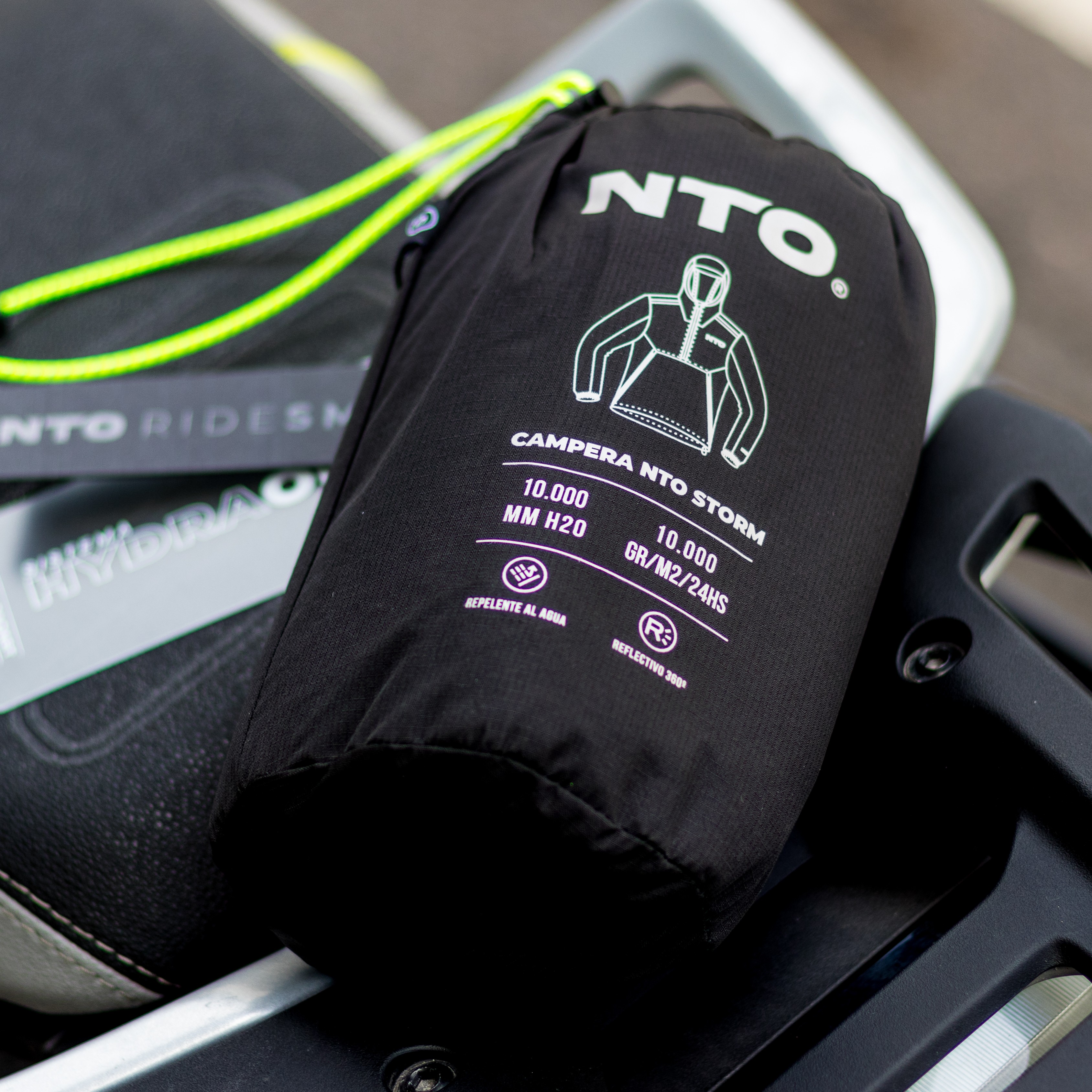 Campera NTO Storm Hombre / Negra