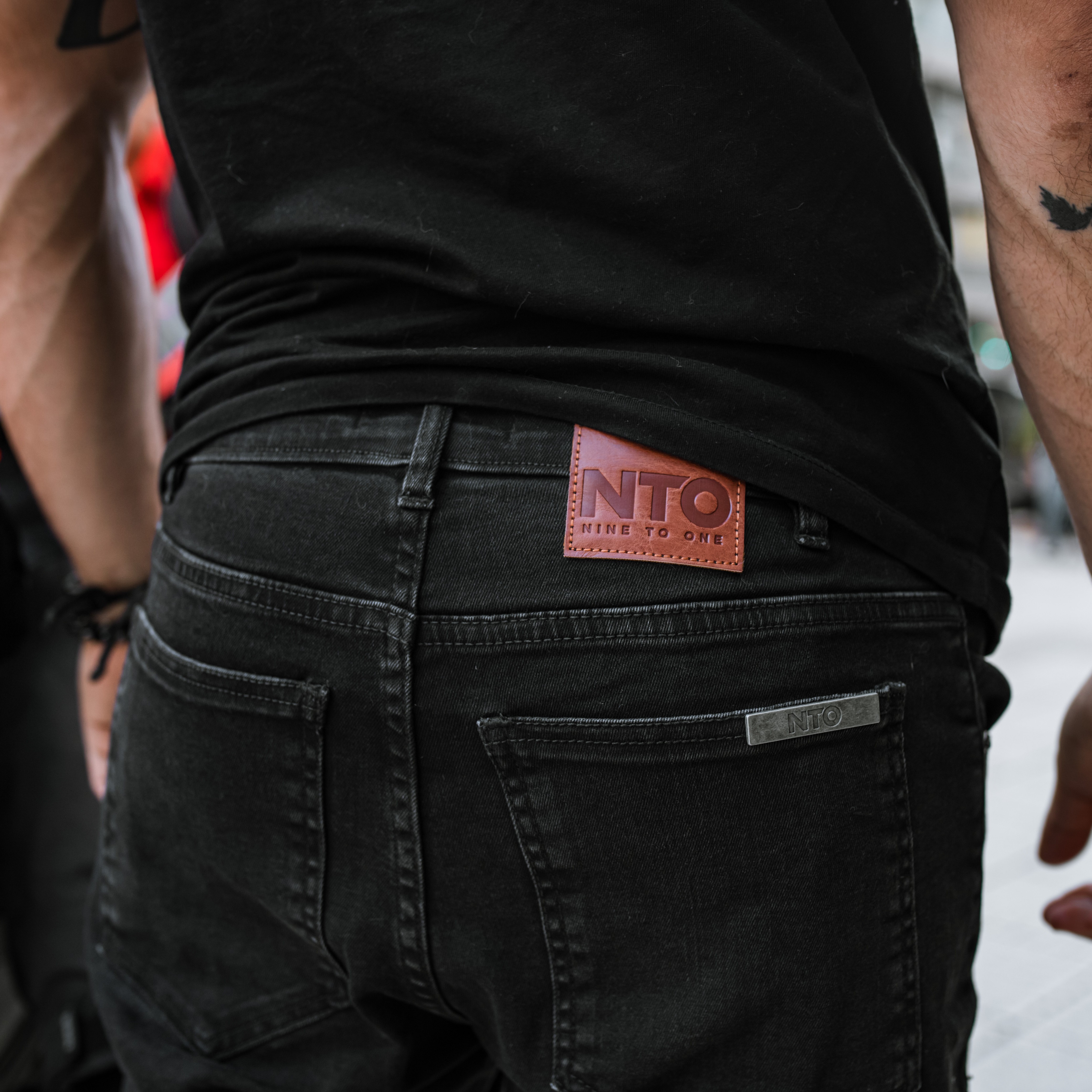 Jean NTO Con Protecciones 390Cc Hombre Negro