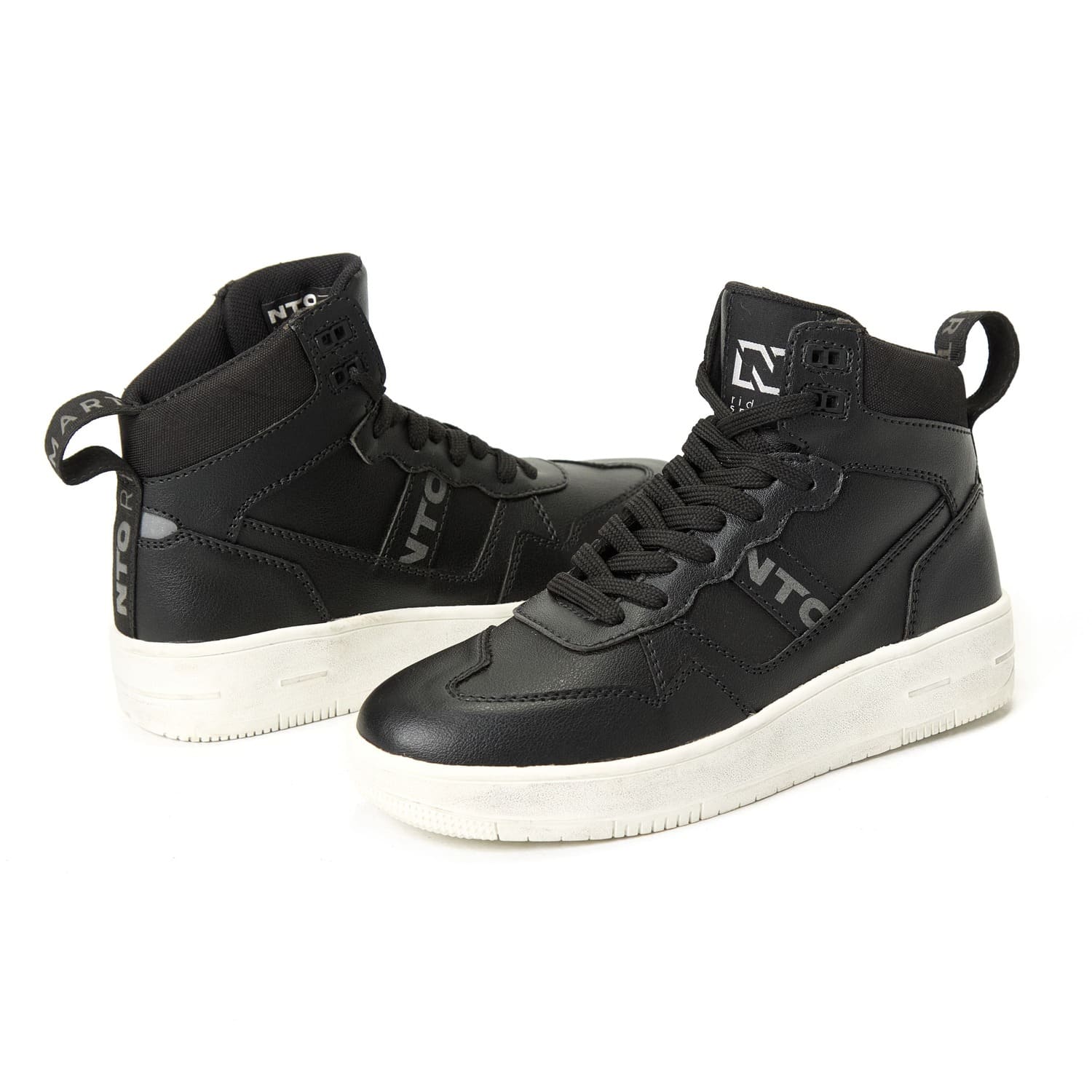 Sneaker NTO Commuter Mujer Negra