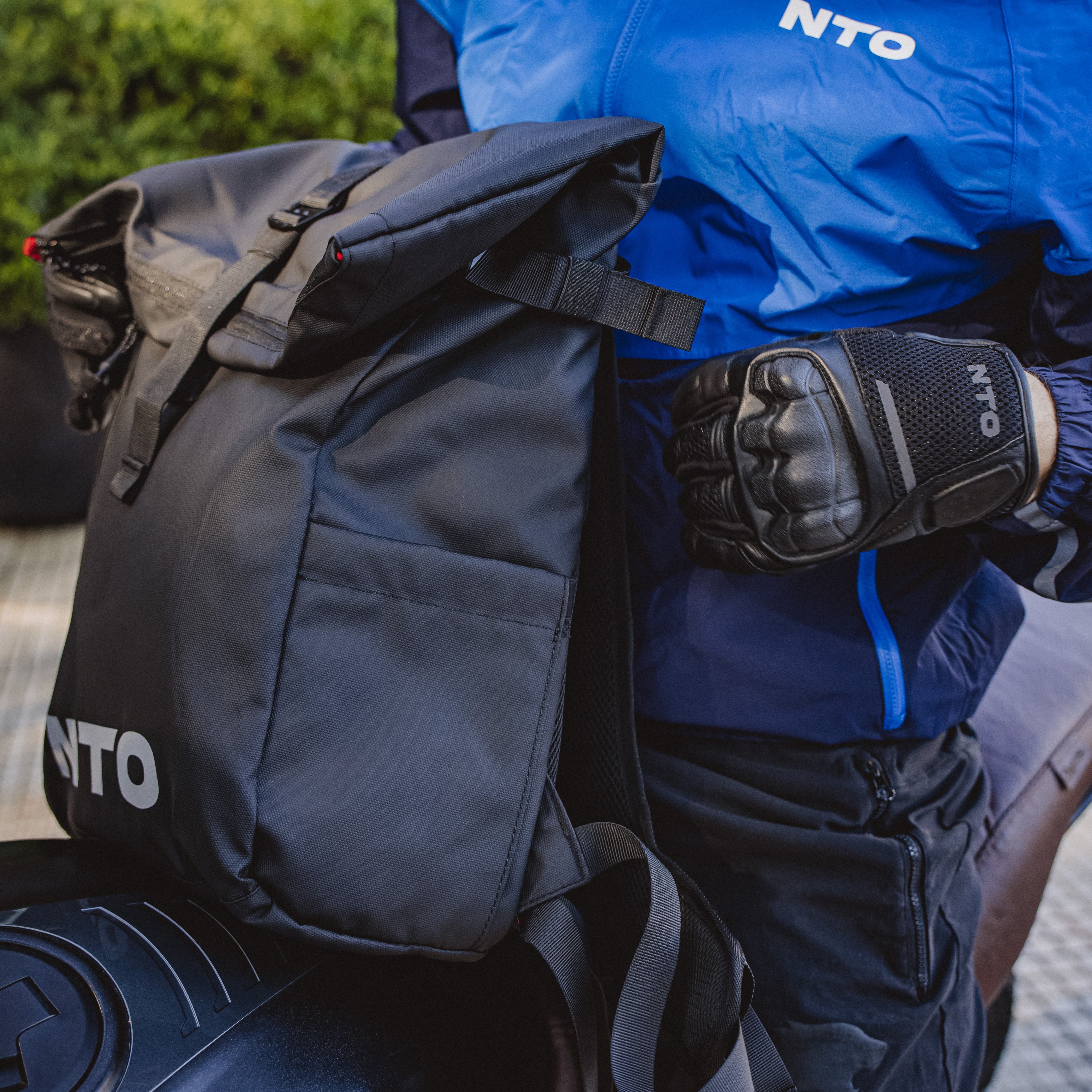 Mochila NTO Roll Top Negro