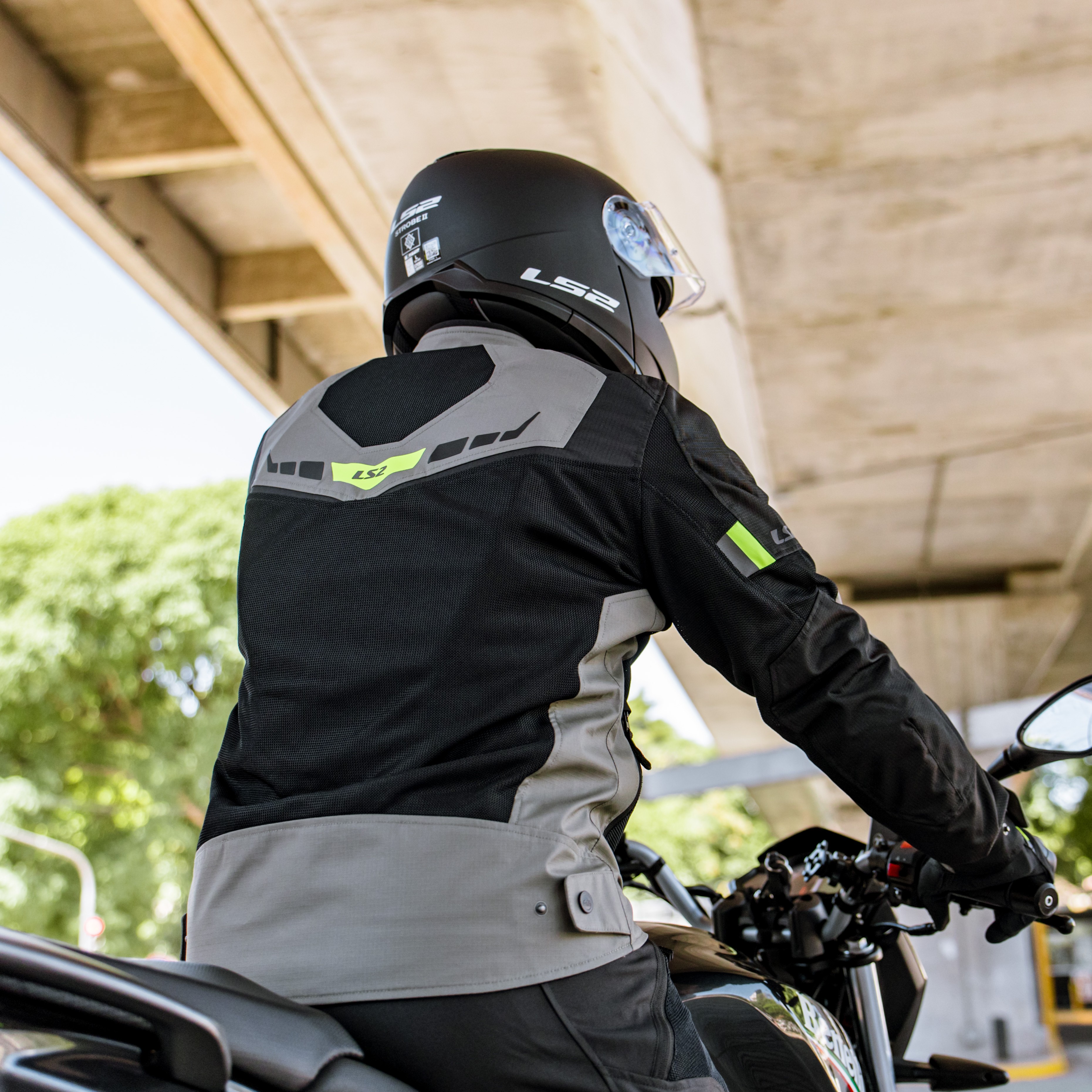 Campera Ls2 Garda Air Hombre Negra / Gris