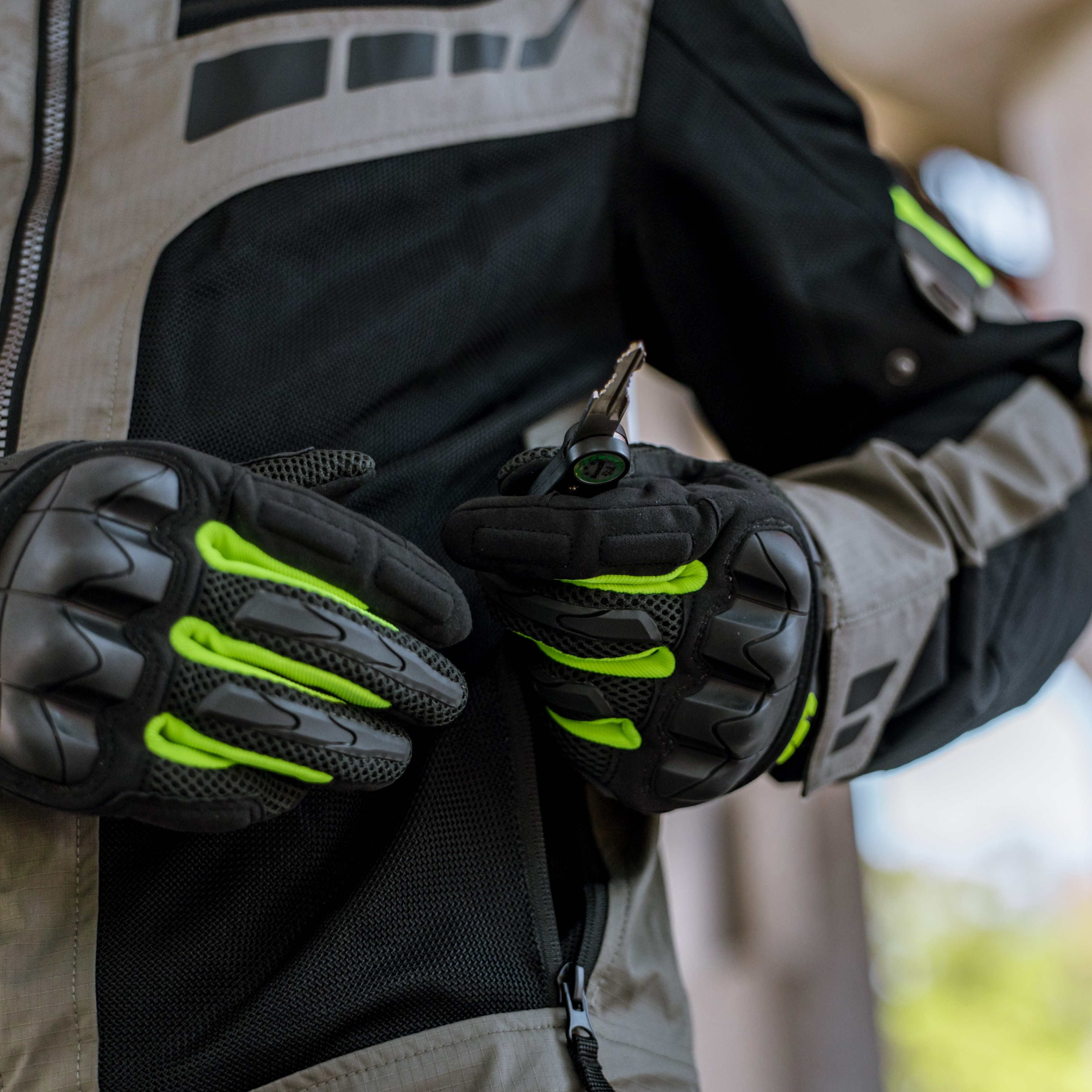 Campera Ls2 Garda Air Hombre Negra / Gris