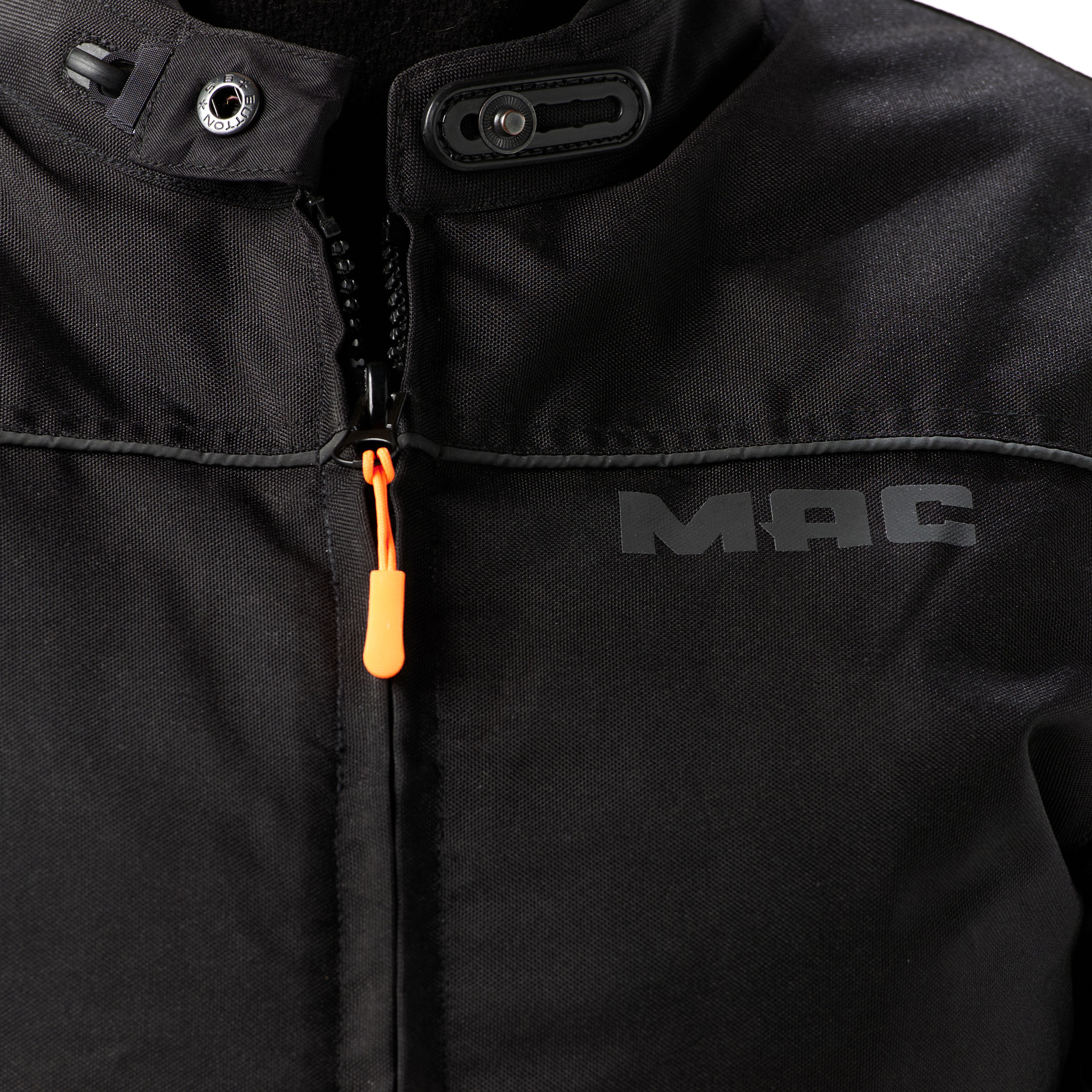 Campera MAC Cardinal Mujer / Negro