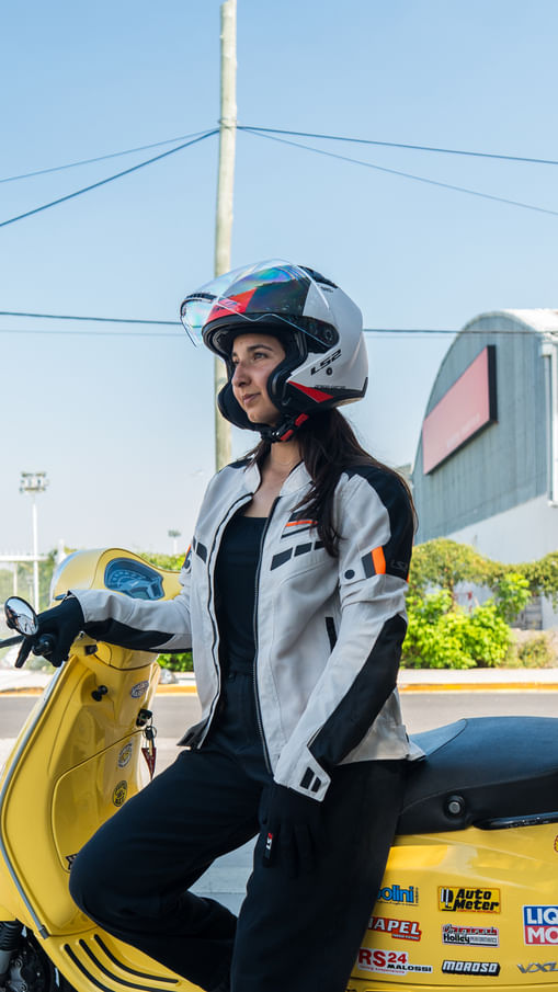 Casco LS2 600 Copter II Urbane Solid Blanco / Rojo / Mate