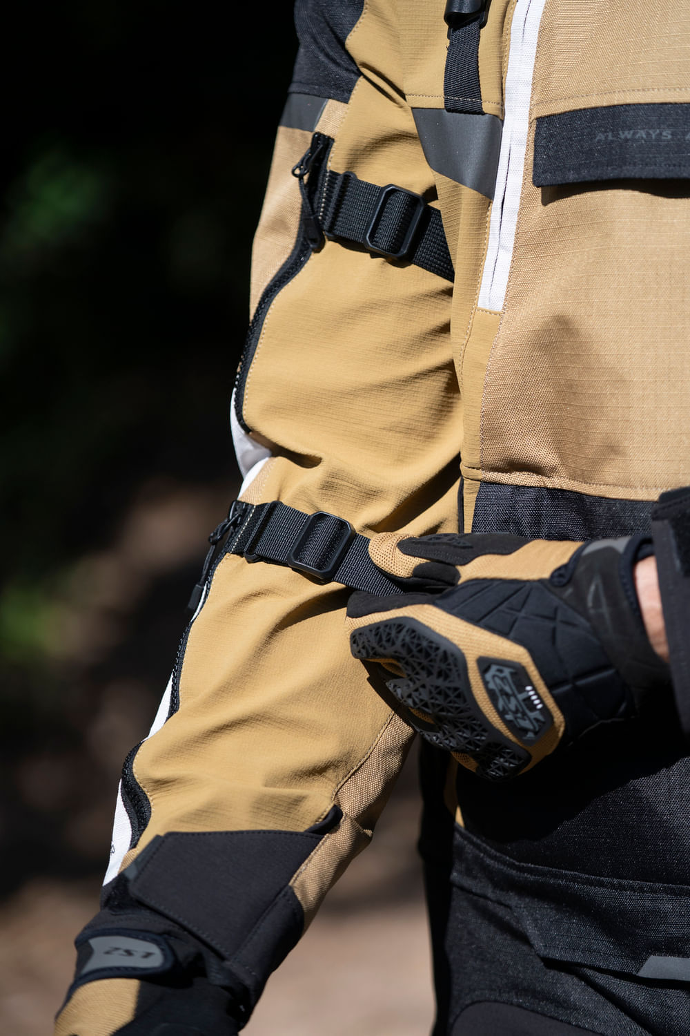 Campera LS2 X Master Sand Hombre Negro / Gris