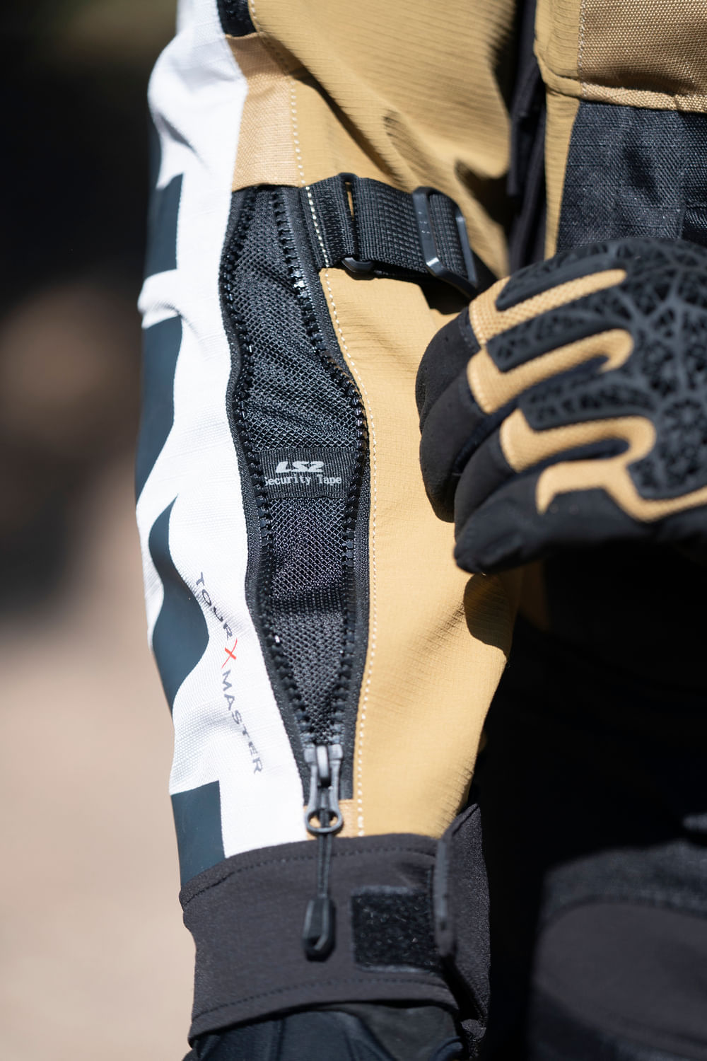 Campera LS2 X Master Sand Hombre Negro / Gris