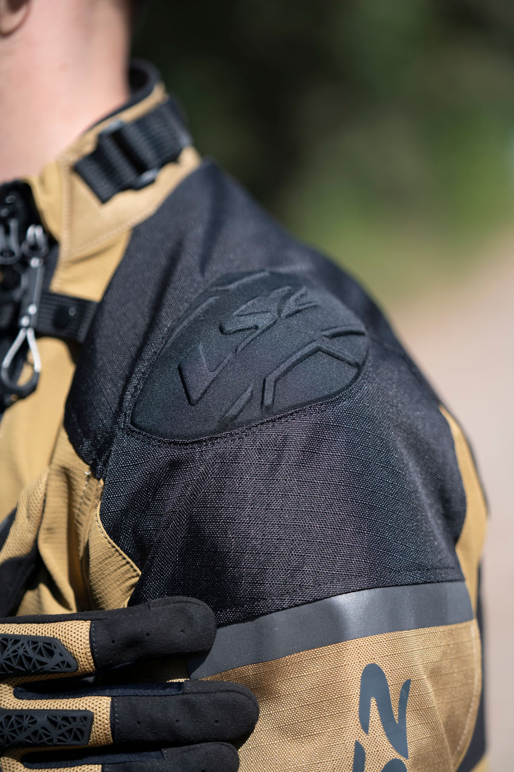 Campera LS2 X Master Sand Hombre Negro / Gris