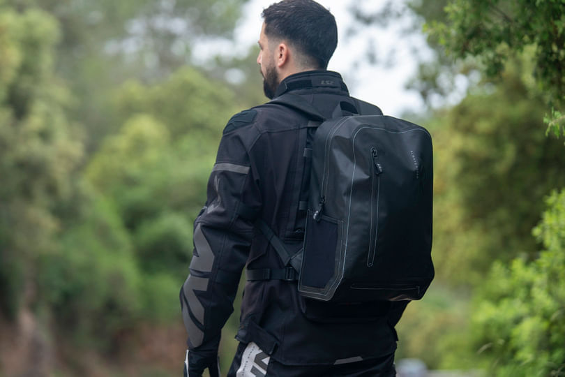 Mochila LS2 Move Ahead WP Negro