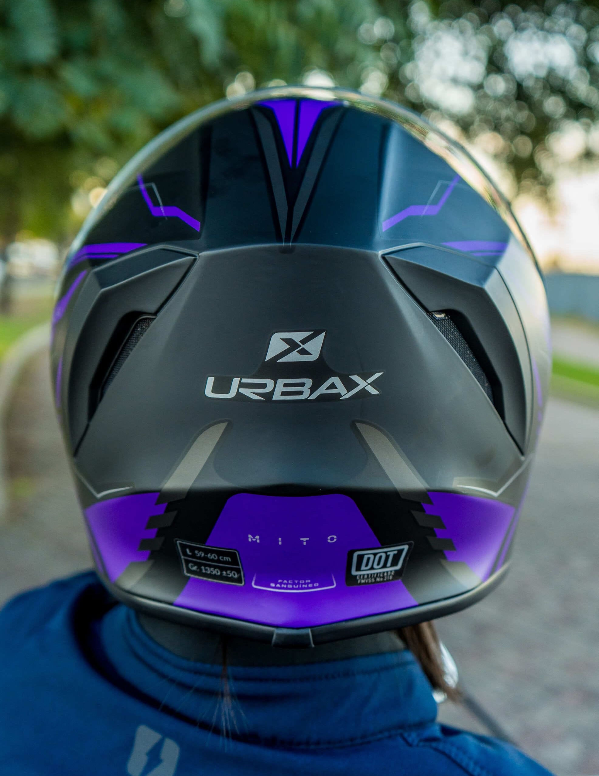 Casco Urbax 018 Mito Atila Negro / Violeta / Mate